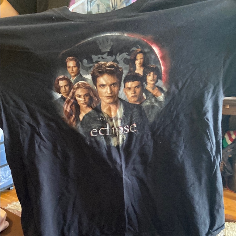 Black Eclipse Graphic Jersey Top